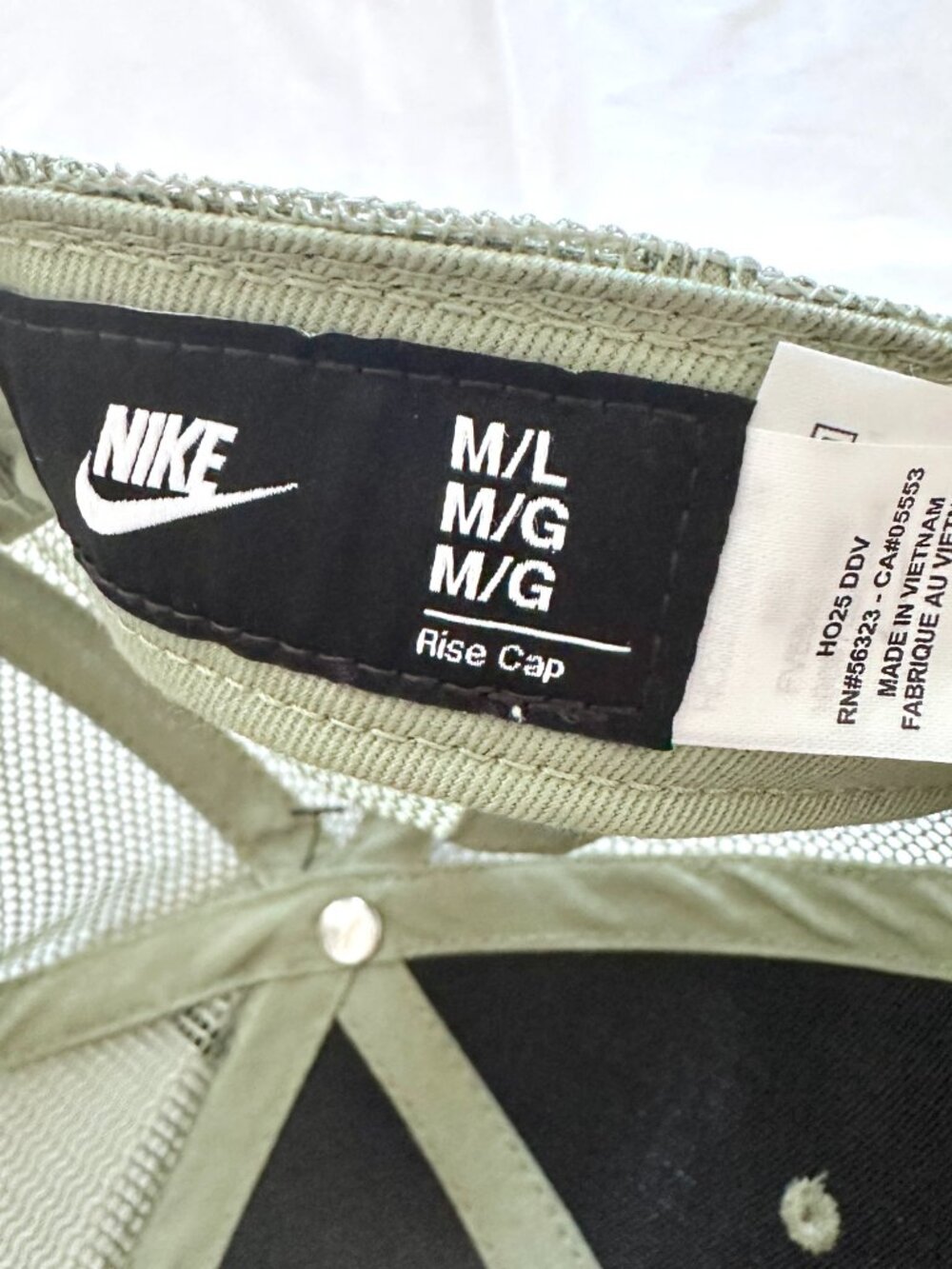 NEW Nike Just Do it Unisex Rise Snapback Trucker Cap Hat Size M/L Olive Green - Picture 7 of 7